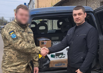 На роботу — через блокпости: історія волонтера з Донеччини