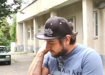 «Щоб проїхати, ми руками розгортали перешкоди на дорозі»