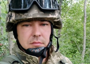 Він мав стати командиром взводу, бо не боявся йти попереду – історія захисника Володимира Чернова