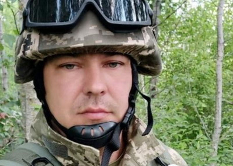 Він мав стати командиром взводу, бо не боявся йти попереду – історія захисника Володимира Чернова