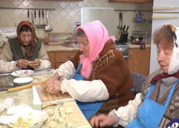 «Найбільша нагорода за нашу працю – подяка від військовослужбовців», –зізнаються волонтерки. Фото з архіву волонтерок.