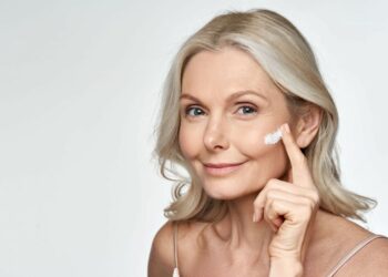 Ознаки нормального старіння шкіри