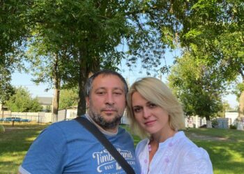 Костянтин зробив коханій сюрприз, влаштувавши весілля. Фото: з сімейного архіву