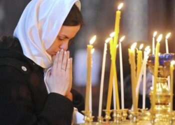 Важливо у житті – не засуджувати інших. Фото: t1.ua
