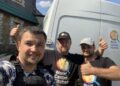 Ігор Зелений разом із волонтерами возить на Донеччину найнеобхідніше