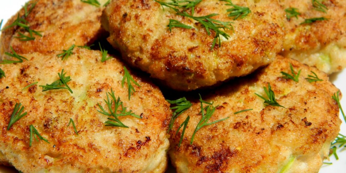 Курячі котлети з кабачком. Фото: gk-press.if.ua