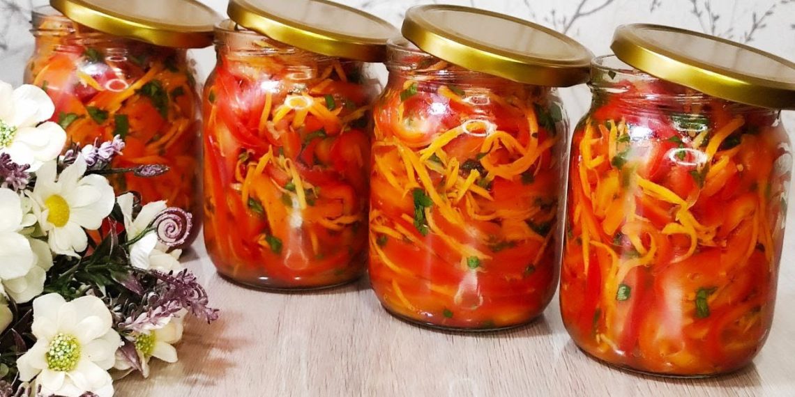 Перець з морквою по-корейськи. Фото: i.ytimg.com