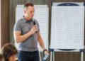 "Ми об’єдналися, щоб допомагати один одному", каже Олексій Кудінов
