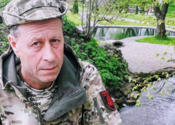 Іван Томенко не міг сидіти вдома, коли син воює.