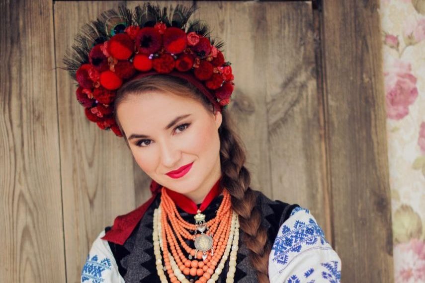 Вже третій рік щира українка активно наближає Перемогу з Лондона