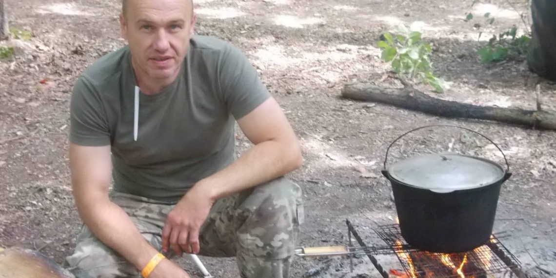 Сергій Перепелиця воював на Маріупольському напрямку, в Докучаєвську, на Світлодарській дузі, боронив Гладосове і село Травневе, звідки родом його мати