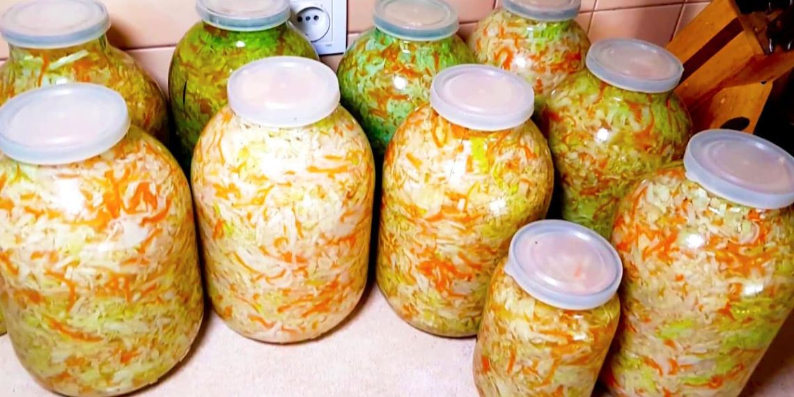 Квашена капуста за бабусиним рецептом. Фото: gospodynka.com.ua