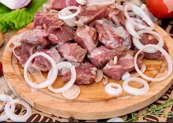 Готувати м’ясо з використанням маринаду – мистецтво, що вимагає уваги до деталей та знання деяких таємниць. Фото: static.wixstatic.com