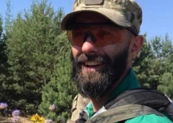 Молодший сержант, бойовий медик Артем Жовнір з позивним "Хотабич" загинув 19 грудня 2022-го поблизу Мар'їнки на Донеччині