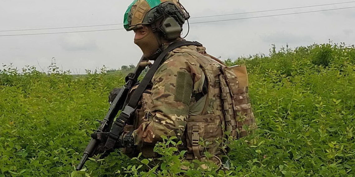 Євген пішов захищати рідну землю 26 лютого 2022 року. Фото з домашнього архіву.