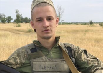 Сидіти вдома, коли йде війна, Олексій Савранський просто не міг