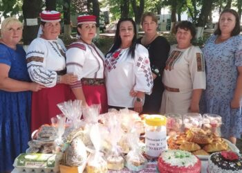 Томашівці й новосельці віднаходять безліч можливостей для допомоги ЗСУ