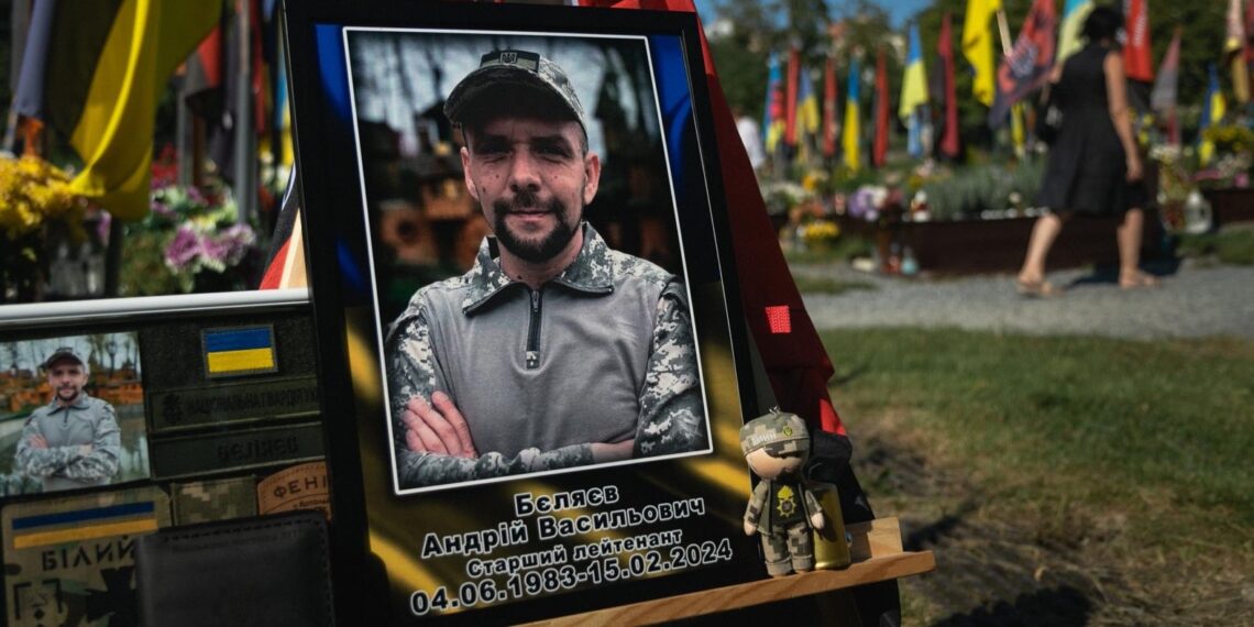 «Він наростив мені крила. Їх обітнула війна»