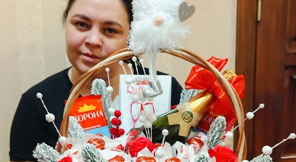 Виготовлення букетів для Любові – хобі, що відволікає від принесених війною тривог