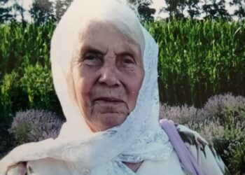 Вік над цією диво-жінкою все ж не владний