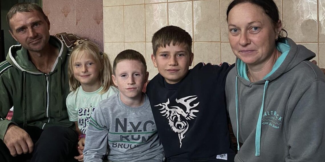 Діти в родині щасливі. І це – найголовніше. А те, що, може, десь важко й надміру відповідально – вибір справжніх.