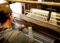 «Ткацтво – це частина нашої культури. І не варто зберігати її лише в музеях», – переконаний Юрій Степанець. Фото vereta.store
