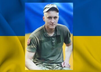 На фото: Максим не дожив п’ять місяців до свого 28-річчя. Фото з домашнього архіву.