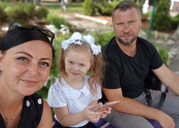 На фото: Ветеран Анатолій Іванушко захопився фермерською справою – займається рослинництвом. Фото з домашнього архіву.