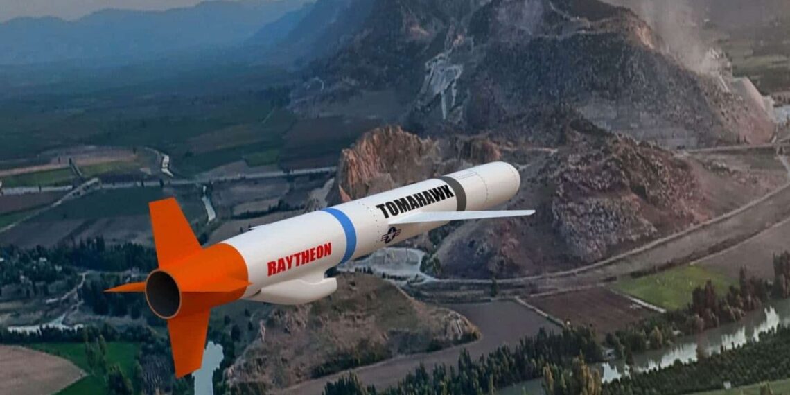 На фото: Серед модифікацій «Томагавка» – крилата ракета великої дальності; протикорабельна ракета; крилата ракета підводного базування; ударна ракета та ракета «поверхня – поверхня». Фото: Українське радіо.