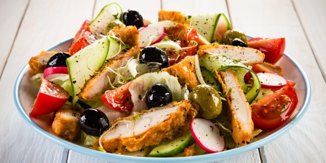 Теплі салати. Фото: shuba.life