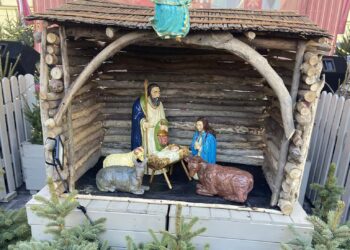 Святкування Різдва має чимало цікавих традицій. І у кожного народу вони різні. Фото автора.