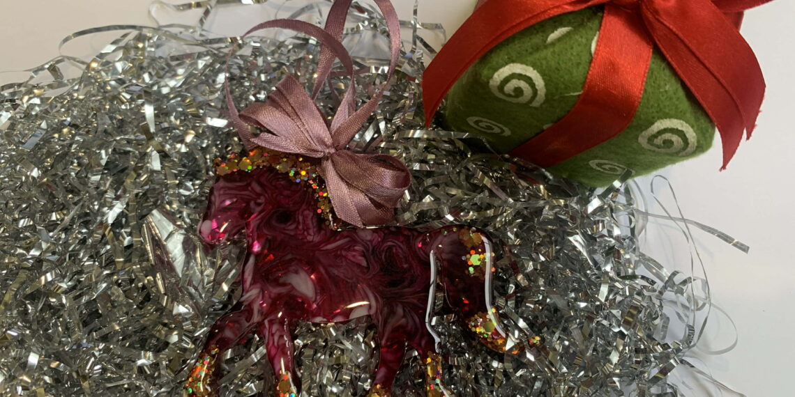 Згідно з китайським календарем, 2026 рік проходитиме під знаком Червоного Дерев’яного Коня. Фото автора.