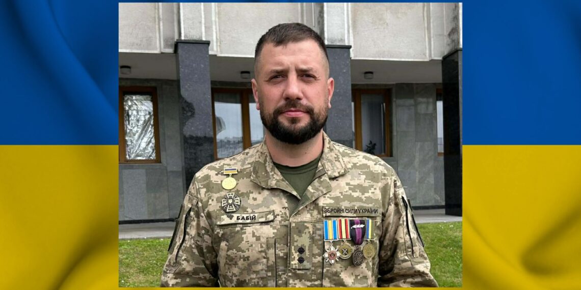 На фото: У лавах ЗСУ Орест Бабій служить у званні старшого лейтенанта. Фото з домашнього архіву.