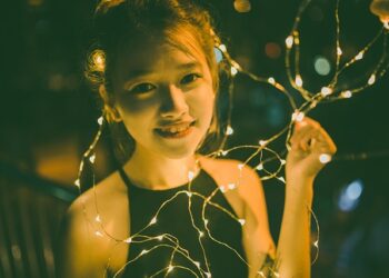 Найбільше їй хотілося повернутися туди, де найбільшою втратою був телефон (Фото: pixabay)