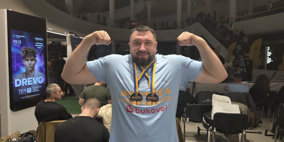 На фото: Андрій Забігайло каже: «Коли минули перші емоції, я зрозумів, що можу стати завадою для наших хлопців. Але можу зробити більше, перебуваючи в тилу». Фото зі сторінки Фейсбук Андрія Забігайла.