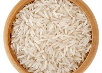 Неприємний запах холодильної камери можна швидко усунути за допомогою крупи. Фото: img01.flagma.ua