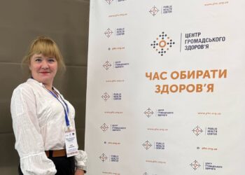 «Ймовірність розвитку лістеріозу у вагітних жінок приблизно в 20 разів вища, ніж у інших дорослих людей. А у хворих на ВІЛ/СНІД ризик того, що при зустрічі з лістеріями розвинеться лістеріоз, вищий у 300 разів», – каже Юлія Покотило. Фото з архіву лікарки.