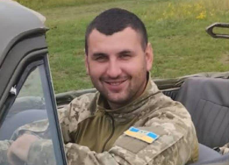 Богдан пішов у свої неповні 26. Залишив по собі гіркий смуток, запах чебрецю і маленьку донечку