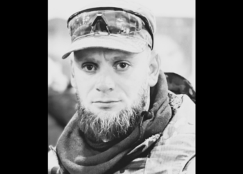 У своєму останньому дописі за два дні до загибелі Олексій Юков написав: «Тут людське життя не коштує нічого. Тут все як не в кіно. Між двох світів збираємо тіла і душі, щоб повернути їх з війни. І ті, хто доторкнувся до війни, залишається з нею і в ній, бо вона вже не відпускає нікого».
