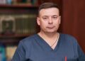 «Проблема в тому, що на ранніх стадіях симптомів часто немає взагалі або вони неспецифічн», – каже В’ячеслав Мороз. Фото з архіву лікаря.